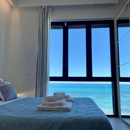 Ad Appena 50 Metri Dal Mare! Apartment Trapani Luaran gambar
