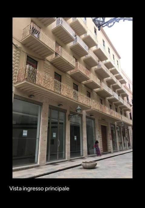 Ad Appena 50 Metri Dal Mare! Apartment Trapani Luaran gambar
