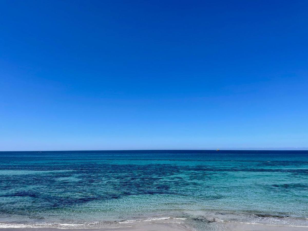 Ad Appena 50 Metri Dal Mare! Apartment Trapani Luaran gambar